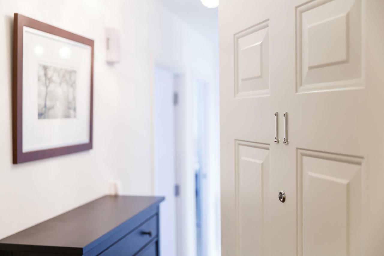 Contemporary Trumpington Apartment With Self Check-In ,Free On-Site Parking, Terrace, Super Fast Wifi & 5 Mins Drive To Papworth & Addenbrookes Hospitals Κέμπριτζ Εξωτερικό φωτογραφία